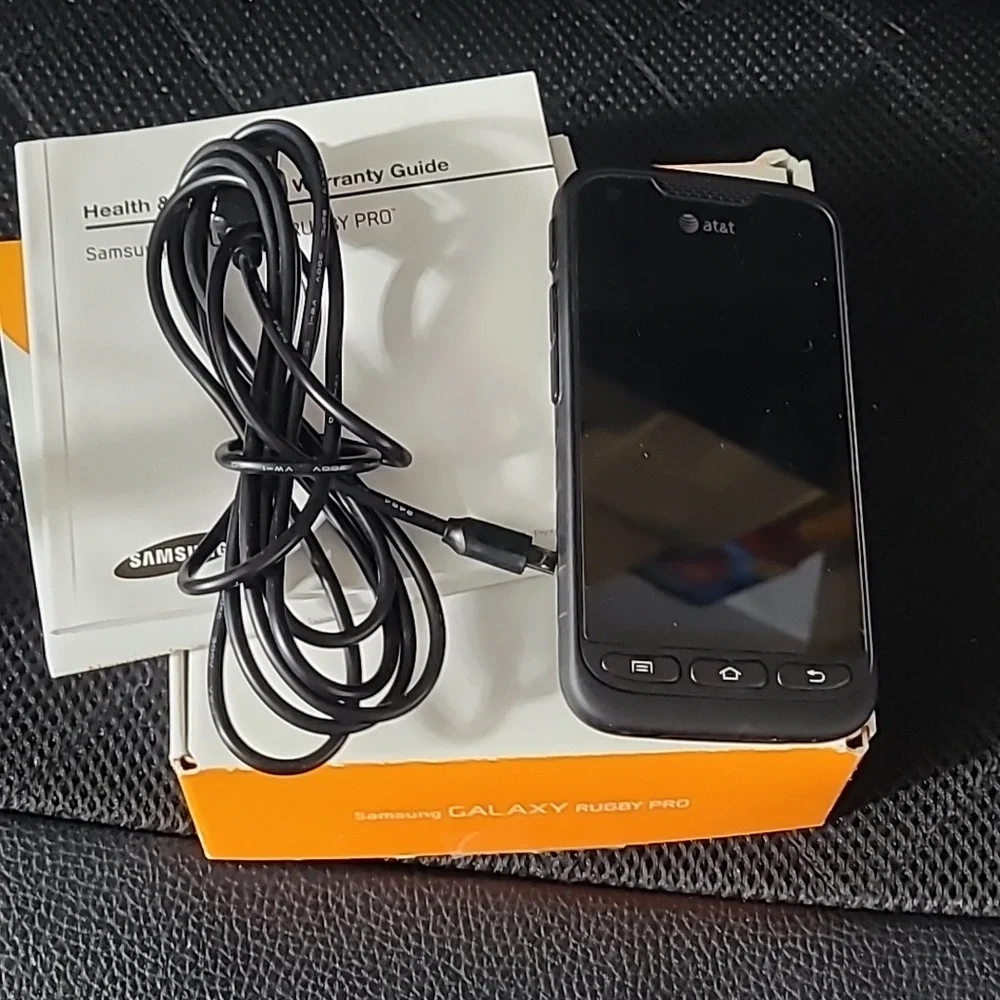 Samsung Galaxy Rugby Pro phone AT&T 6020A EUC
